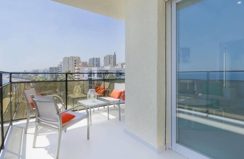 Marbella Seafront Promenade Apartment | Beachfront Apartment with Expansive Balcony & Family Amenities