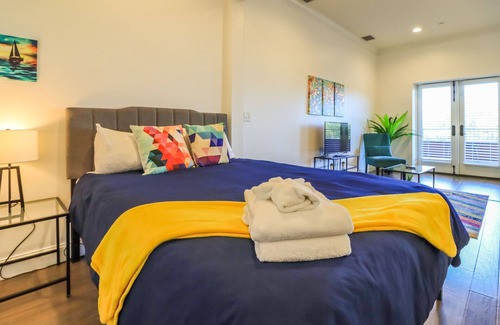 Historic Ybor Apartment | FRONTDESK 1910 E 7th Ave Apts Historic Ybor Tampa