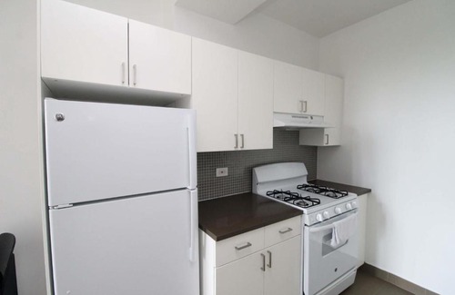 East Hyde Park Apartment | Cozy 1BR Apartment with Ocean View near Garden of Phoenix