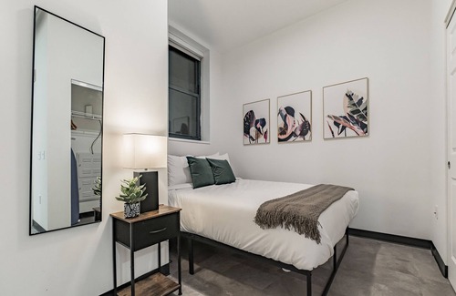 Cultural District Apartment | FRONTDESK 209 9th St Apts Cultural Dist Pittsburgh