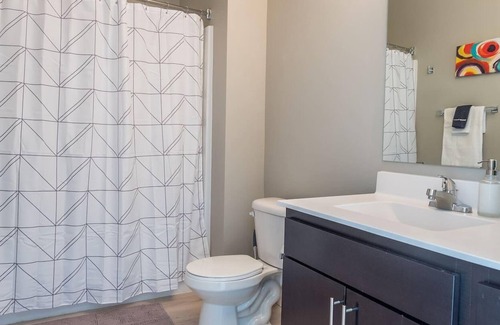 Nicollet Island Apartment | Frontdesk | Updated 1BR near the Mississippi River