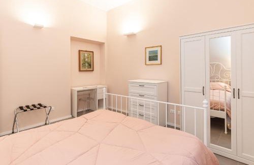 Lagaccio Apartment | Fronte Castello - Centro Città