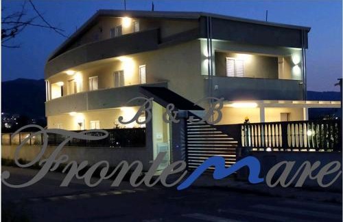 Rossano Bed & Breakfast | Oceanfront Escape at Frontemare with Breathtaking Views