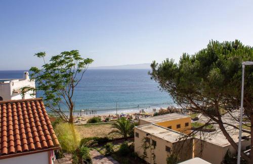 Portoscuso Apartment | Oceanfront Frontemare Portoscuso - Rated 9/10 by Guests