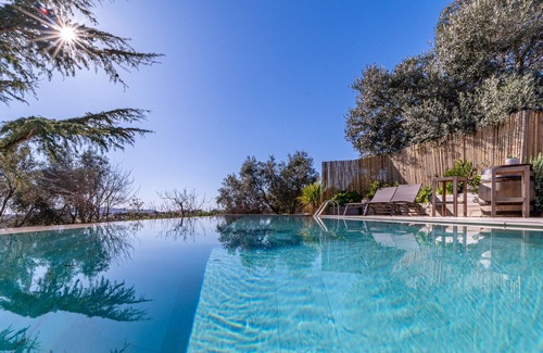 Frontignan Villa | Discover Frontignan's Mas Saint Pierre with Private Pool