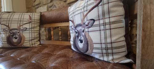 Loughinisland House | Family-Friendly Frontview Cottage - Rated 9.4/10 by Guests