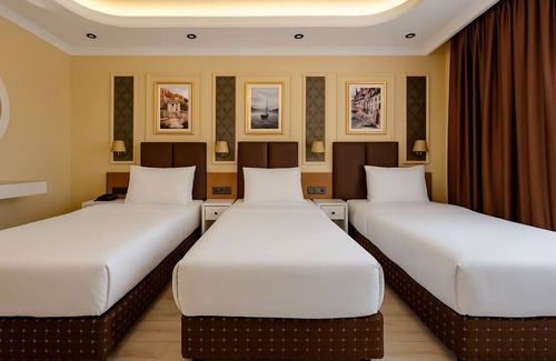 Arnavutkoy Hotel | Convenient FRT Airport Hotel with Family-Friendly Amenities