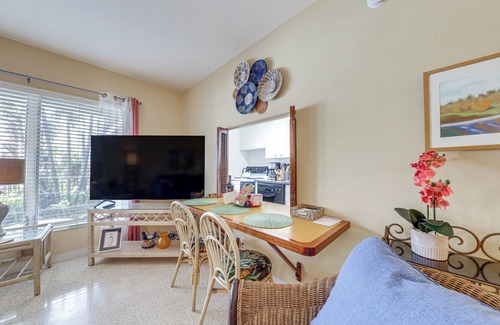 Nurmi Isles Apartment | Poolside Ft Lauderdale Retreat - Steps to Beach Access!