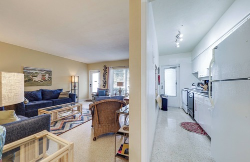 Nurmi Isles Apartment | Poolside Ft Lauderdale Retreat - Steps to Beach Access!