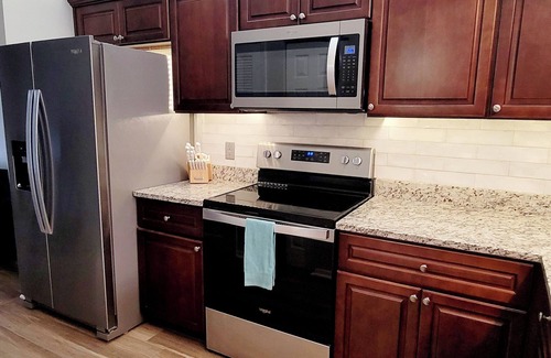 Cypress Lake Condo | Relaxing Ft Myers Retreat with Ocean Views and Spa Access