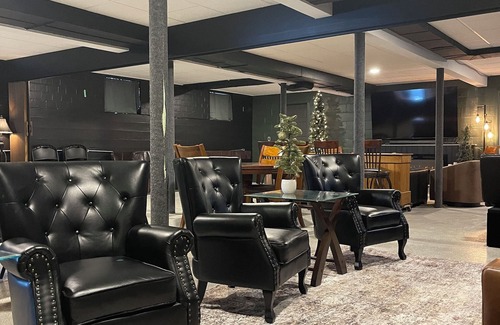 Fort Recovery House | Ft Recovery’s Historic Chapel with Speakeasy Hideaway - Host 40 guests/Sleeps 10