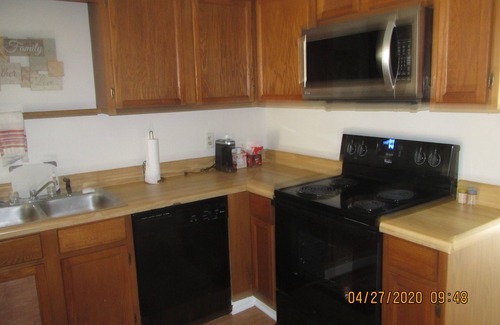 Daleville Apartment | Relax and Unwind at Ft. Rucker - Family-Friendly Getaway