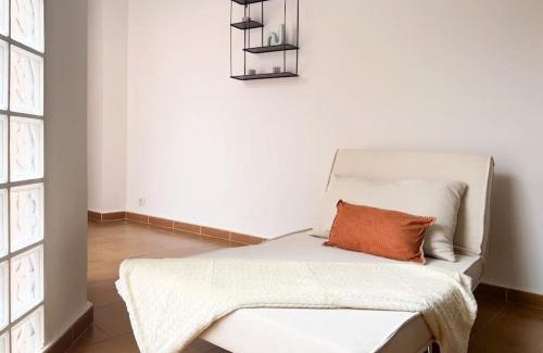 Fuensalida Apartment | Family-Friendly Comfort at FuensalidaHomes 102