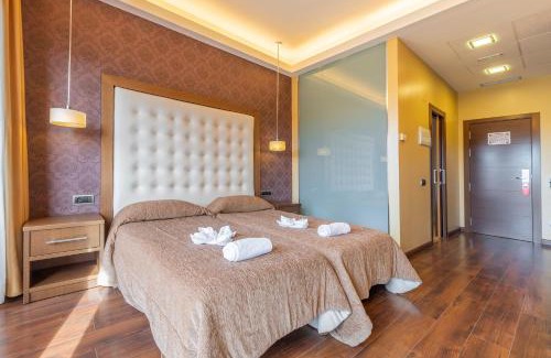 Valderrobres Hotel | Family-Friendly Fuente del Miro: Top Rated & Accessible Stays