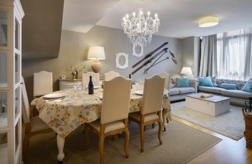 Panticosa Apartment | Relaxing Fuente del Tesoro Duplex in Panticosa