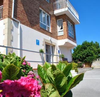 San Vicente de la Barquera Hotel | Family-Friendly Getaway at Fuente el Hayedo, Rated 8.6/10