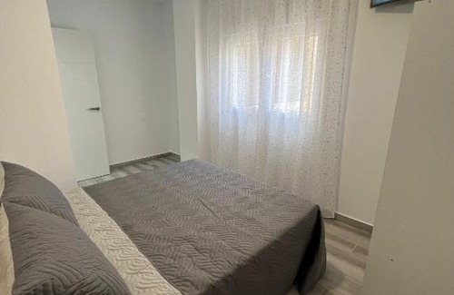 Perchel Norte Apartment | Discover FUENTECILLA CENTRO: Child-Friendly Retreat