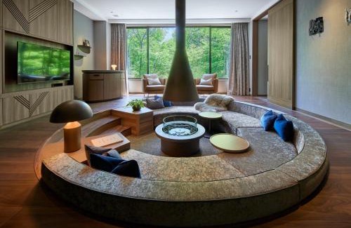 Karuizawa Hotel | Discover Fufu Kyu-Karuizawa Seiyou No Mori: 5-Star Retreat