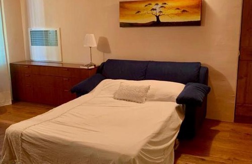 Noale House | Escape to Comfort: Hotel Fuga near Venice with Pool & Hot Tub