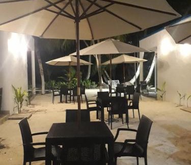Fulidhoo Hotel | Exceptional Fulidhoo Hathaa Retreat with Oceanfront Views