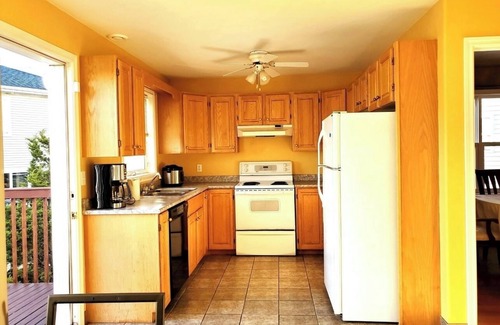 Halifax House | Full 4 bedrooms single house at Halifax Peninsula