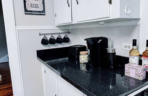 Cumberland House | Ideal Home for Families and Bikers Near Great Allegheny Passage
