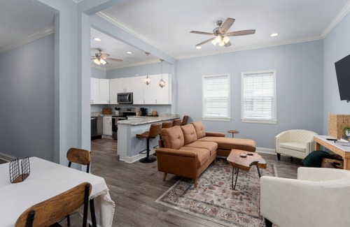 Wilmington House | Full Home Soda Pop Cottage