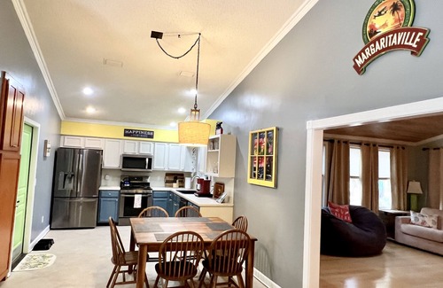 Fernandina Beach House | Relaxing Getaway at The Salty Dog with Hot Tub & Ocean Views
