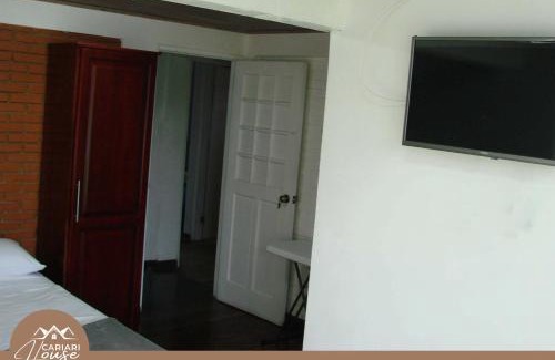 Ciudad Cariari House | Convenient 11BR Family Retreat Near SJO Airport
