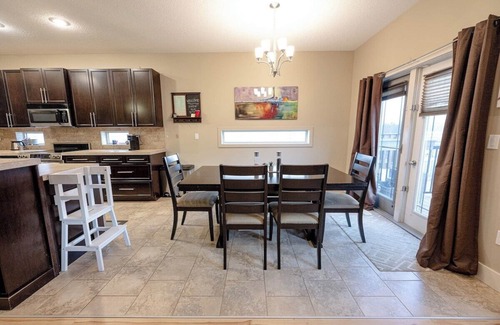 Grande Prairie House | Ideal Getaway with Hot Tub, Game Room & Pet-Friendly Space