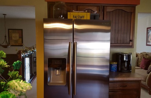 Boonville House | Steps from Missouri River: Pet-Friendly Retreat with Pool