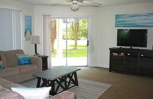 Calabash Villa | Family-Friendly Golf Resort with Full Kitchen in Calabash