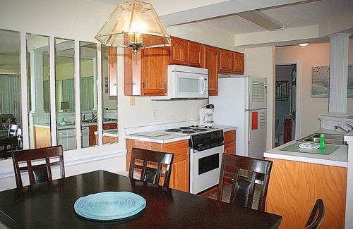 Calabash Villa | Family-Friendly Golf Resort with Full Kitchen in Calabash