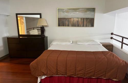 Downtown Apartment | Inviting Loft Apartment Steps from Omni Hotel