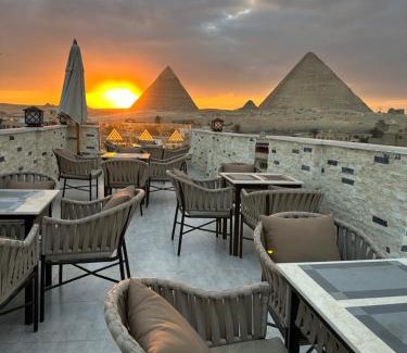 Al Haram Hotel | Full Moon pyramids view