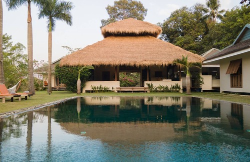 Kampot Villa | Private Retreat at Khla Lodge - 5 Room Villa with Pool