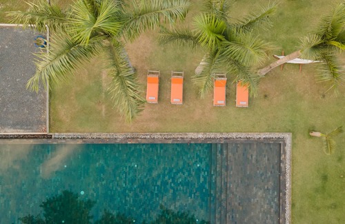 Kampot Villa | Private Retreat at Khla Lodge - 5 Room Villa with Pool