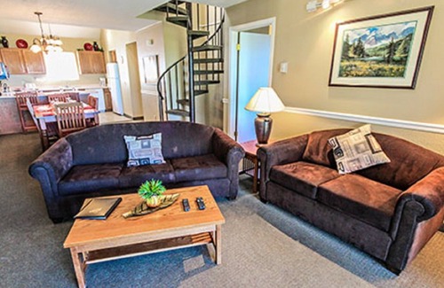Powder Mountain Condo | Prime Time Getaway with Pool, Spa & Breakfast Included