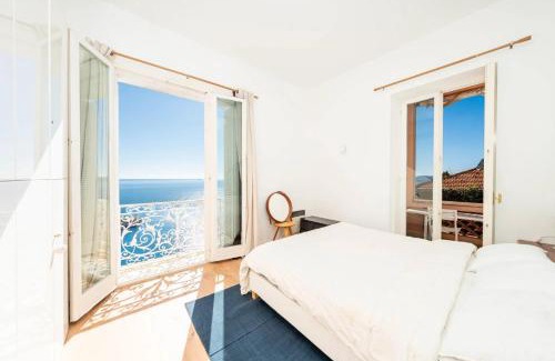 Les Salines Apartment | Scenic Sea View Hotel Near Monaco with Pool Access