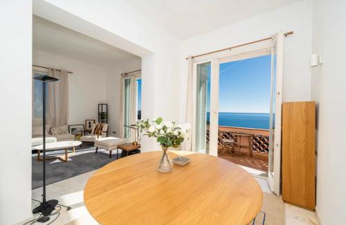 Les Salines Apartment | Scenic Sea View Hotel Near Monaco with Pool Access