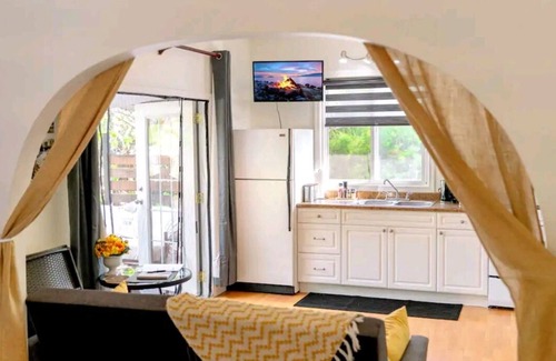 Vernon Apartment | Pet-Friendly Suite with Private Deck Near Vernon - 10/10 Rating