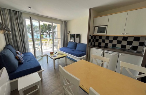 Kerherou Apartment | * FULL VIEW SEA/BEACH HEATED SWIMMING POOL-TERRACE-WiFi * Last min: 20-22/08 -10% Discount