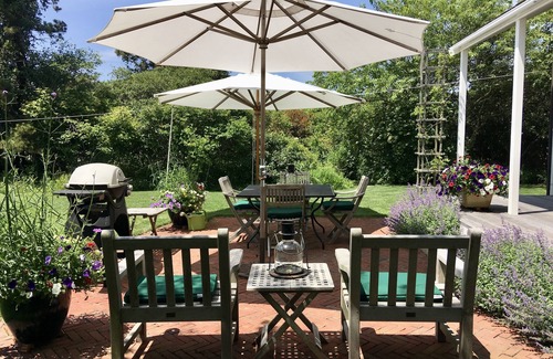 Nantucket House | Book Now for 2024: Oceanfront Gem with Pool & Breakfast!