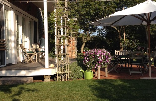 Nantucket House | Book Now for 2024: Oceanfront Gem with Pool & Breakfast!