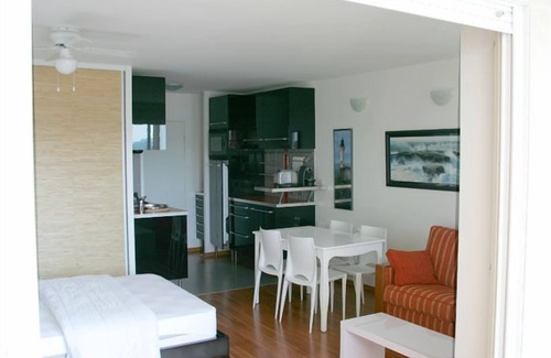 Saint-Valery-en-Caux Apartment | Oceanview Studio with Balcony - Guest Rated 9.8/10