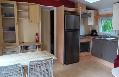 Montestruc-sur-Gers House | Comfortable Air-Conditioned Mobile Home with Private Terrace