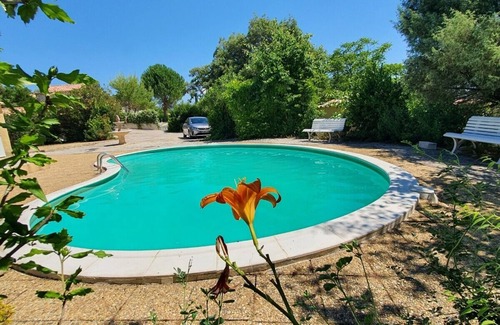 Saint-Paul-en-Foret House | Inviting Villa with Private Pool and Spa - Guest Rated 9.4