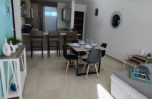 Cerritos Condo | Inviting 2 BR Condo Steps from Beach at Almarena Residencial