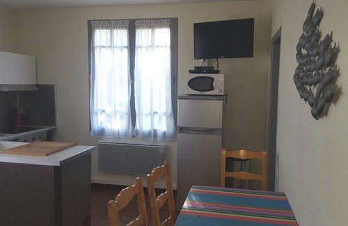 Mimizan Apartment | Cozy Apartment with Garden, Steps from Beach and Shops
