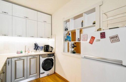 Vitosha District Apartment | Well-Equipped Hotel with Garage on Lively Street